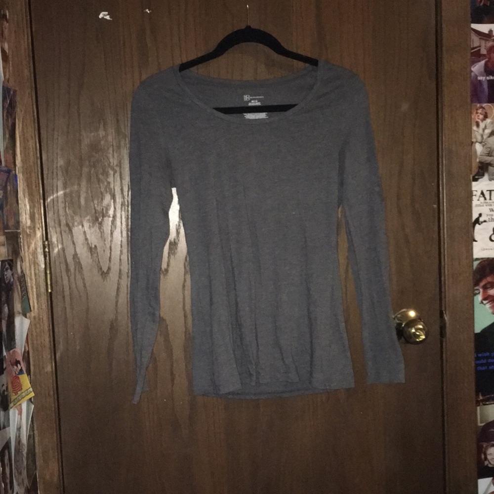 Standard tight gray shirt